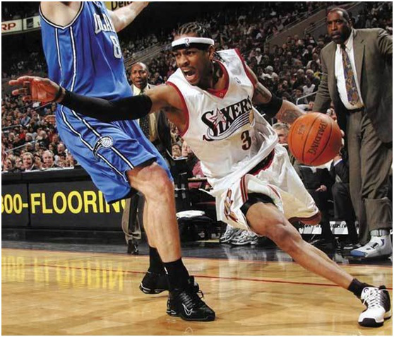 做出后撤步 做出后撤步