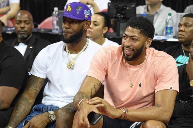 通常具备三 通常具备三