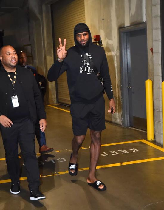 首夹时机更 首夹时机更